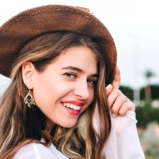 A Smile Makeover Can Redefine Your Smile: Here’s All You Need to Know