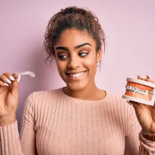 Clear Aligners Or Metal Braces? Here’s How To Choose